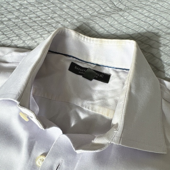 Banana Republic slim fit shirts for men - Picture 6 of 7